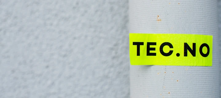 Neon label sticking on a pole.